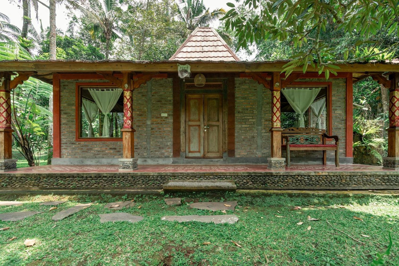 Saridevi Ecolodge จาตีลูวีห์ ภายนอก รูปภาพ
