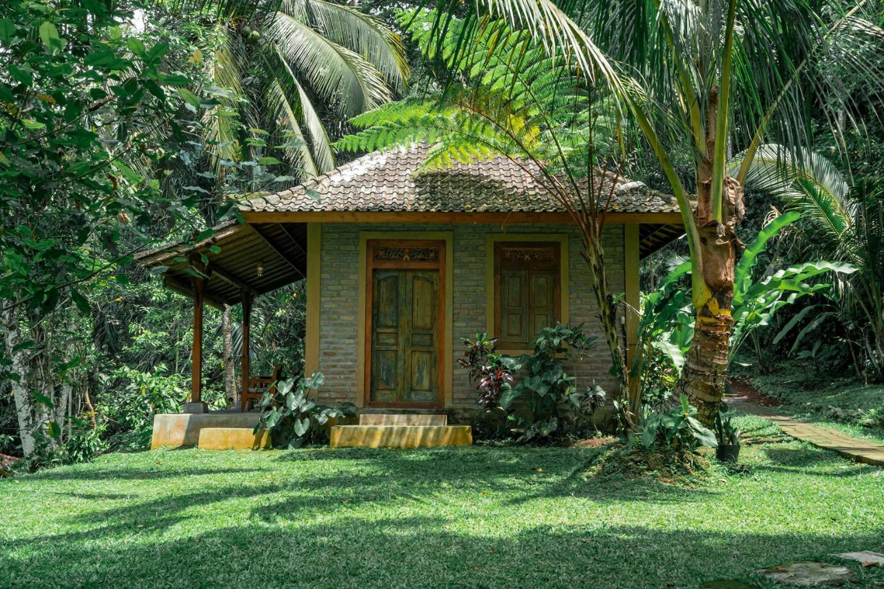 Saridevi Ecolodge จาตีลูวีห์ ภายนอก รูปภาพ